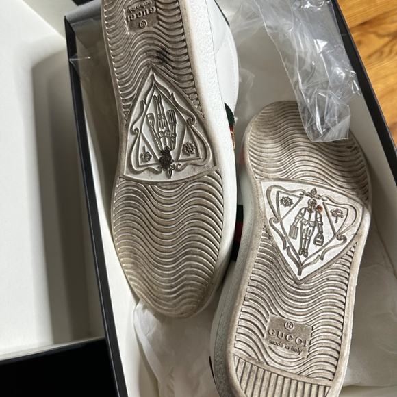 Gucci Ace Bee Sneakers - Picture 3 of 6